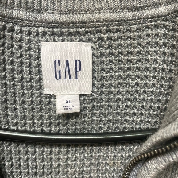 GAP Waffle Men’s Stitch Quarter Zip Mockneck Gray Sweater - XL. - Picture 7 of 8
